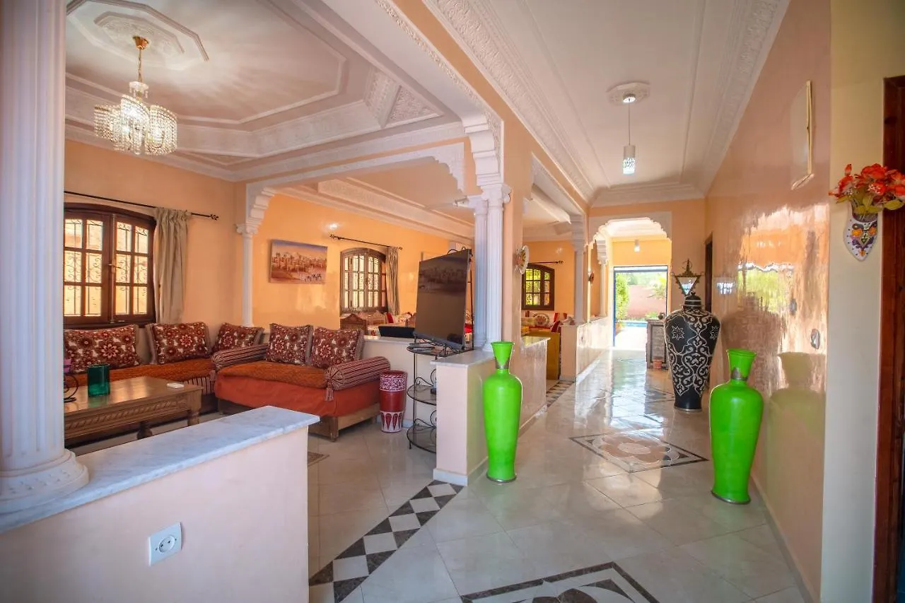 Villa En Pleine Campagne Avec Vue Sur L'Atlas Marrakesch